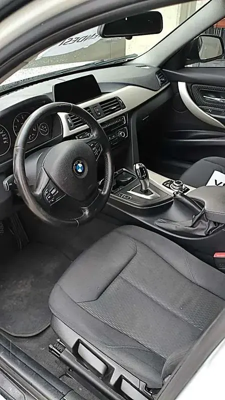 Usata BMW 320 Advantage 190 CV (139 kW) 2015 Bianco Station wagon