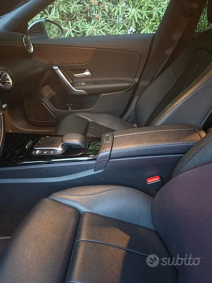 Usata Mercedes CLA180 136 CV (100 kW) 2021 Nero Coupé