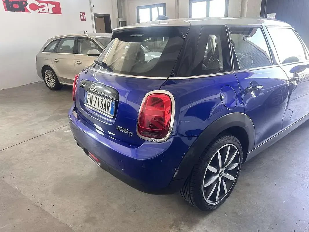 Usata Mini Cooper D Hype 116 CV (85 kW) 2018 Bluazzurro Utilitaria