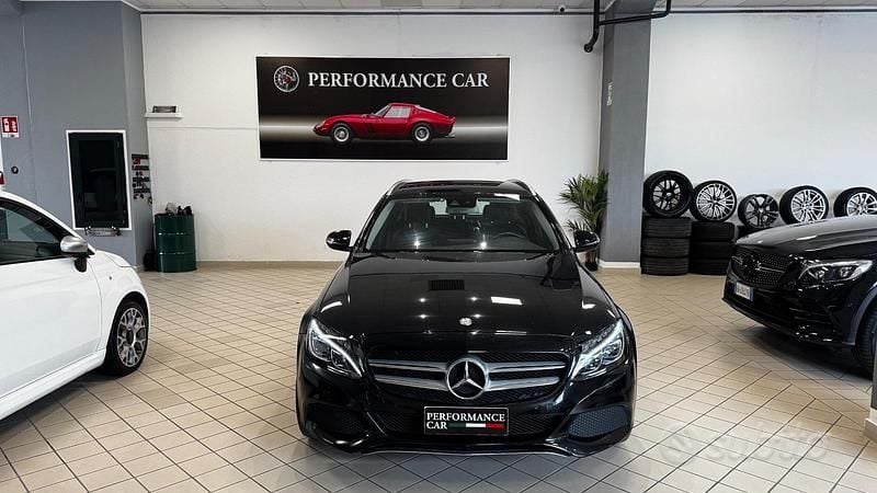 Usata Mercedes C200 136 CV (100 kW) 2016 Nero Station wagon