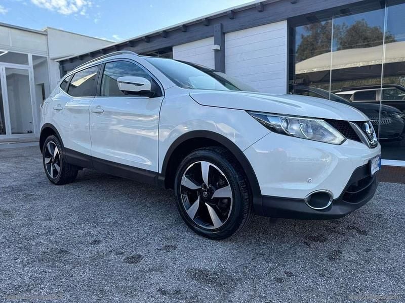 Usata Nissan Qashqai Tekna+ 110 CV (80 kW) 2017 Bianco SUV