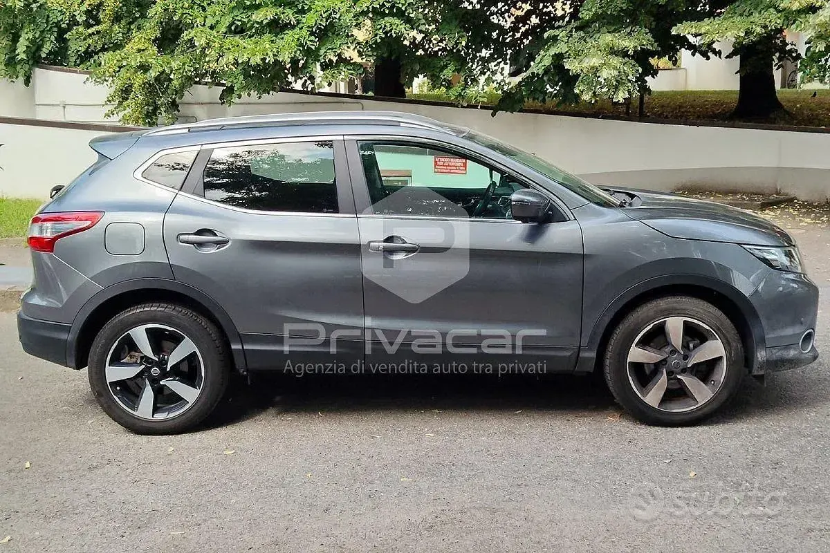 Usata Nissan Qashqai Tekna 110 CV (80 kW) 2016 Grigio SUV