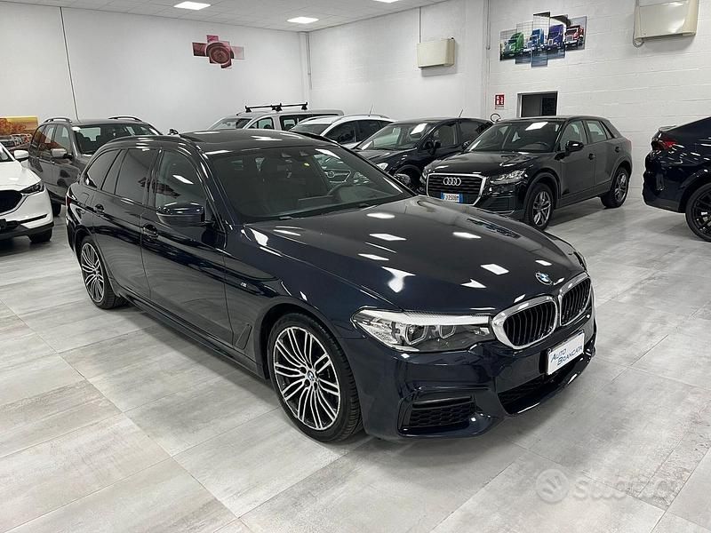 Usata BMW 525 M Sport 231 CV (169 kW) 2018 Blu/azzurro Station wagon