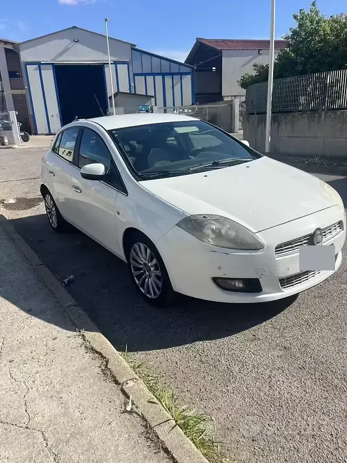 Usata Fiat Bravo 120 CV (88 kW) 2011 Utilitaria