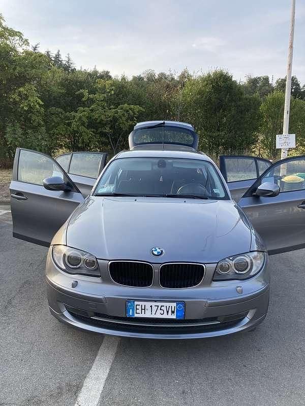 Usata BMW 118 143 CV (105 kW) 2011 Utilitaria