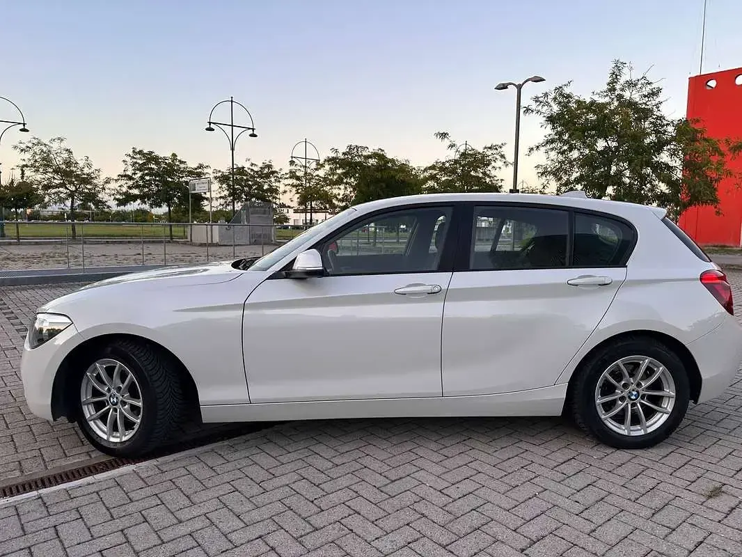Usata BMW 118 143 CV (105 kW) 2013 Bianco Utilitaria