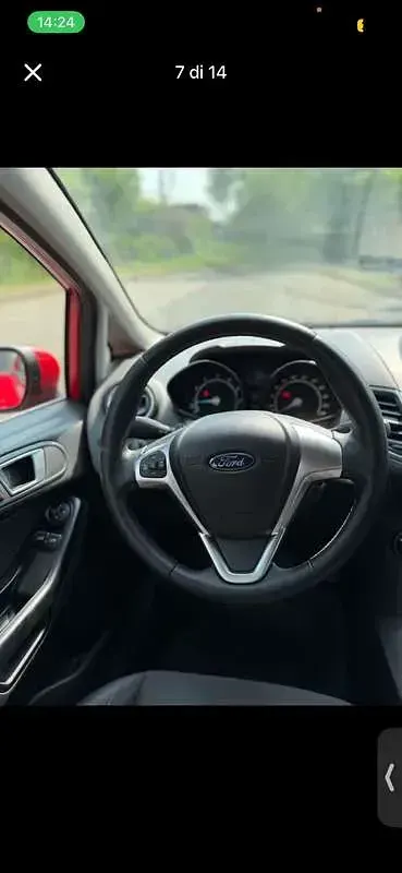 Usata Ford Fiesta 95 CV (69 kW) 2016 Utilitaria