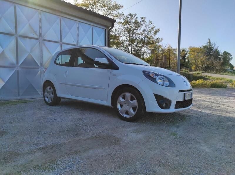 Usado Renault Twingo 65 CV (47 kW) 2010 Blanco Utilitario