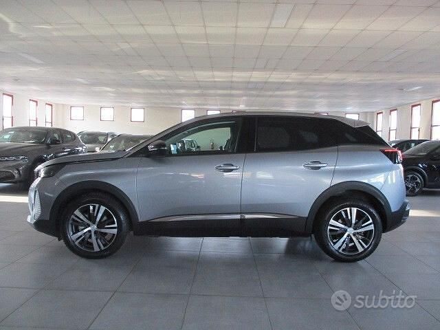 Usata Peugeot 3008 Allure 131 CV (96 kW) 2022 Grigio SUV