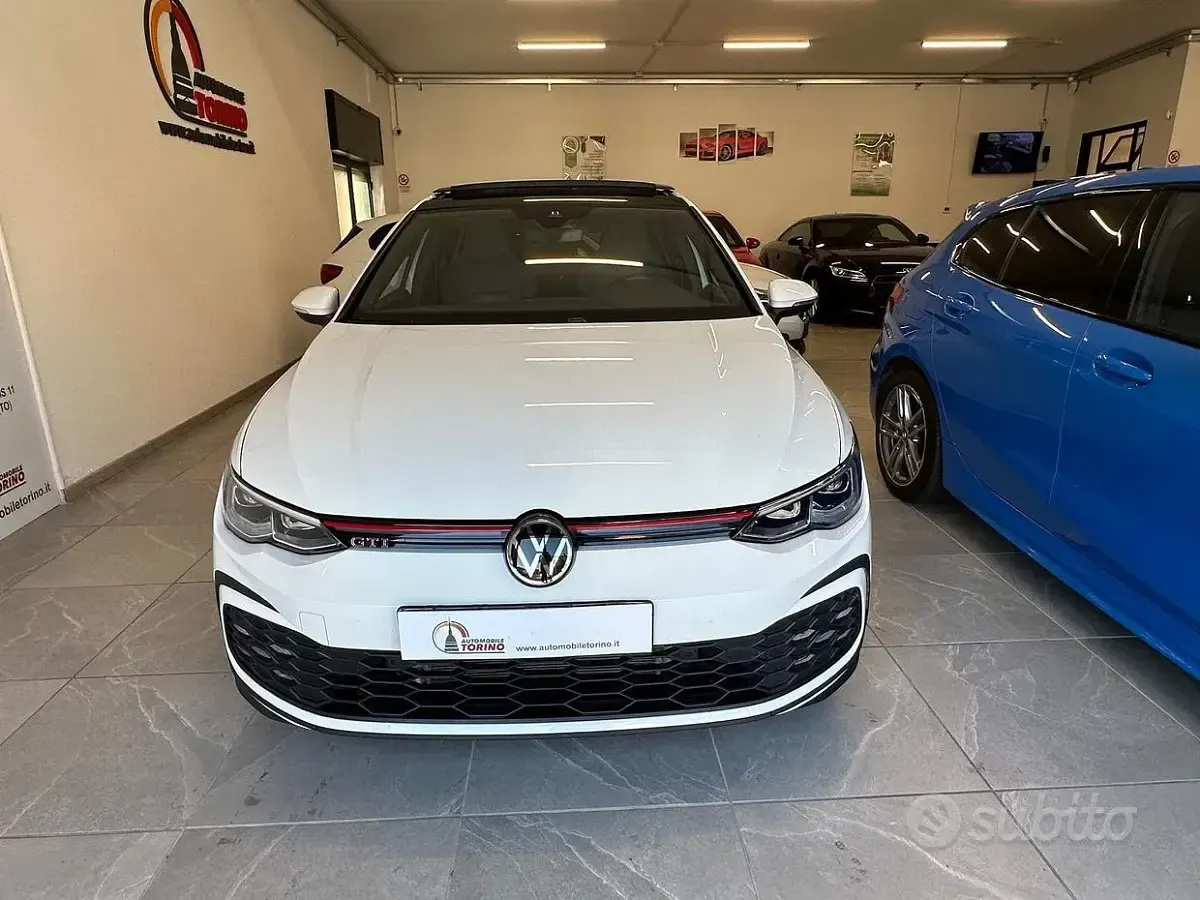 Usata VW Golf VIII GTI 245 CV (180 kW) 2023 Bianco Berlina