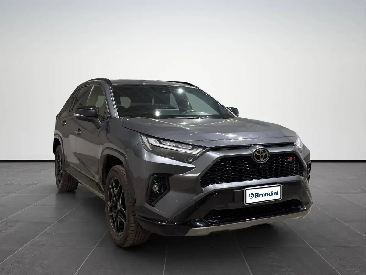 Usata Toyota RAV4 Hybrid Sport 178 CV (130 kW) 2023 Grigio corsa SUV