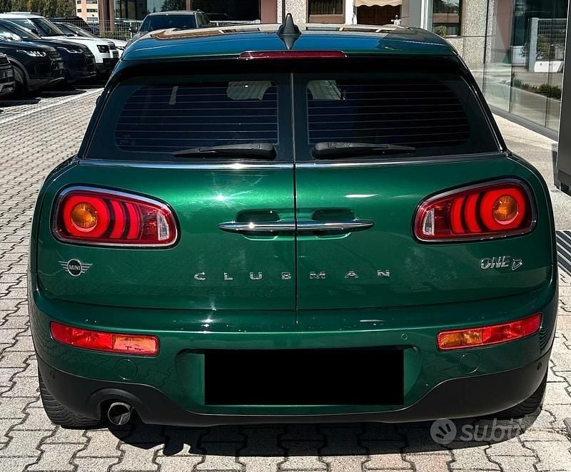 Usata Mini One D Clubman 116 CV (85 kW) 2020 Verde Station wagon