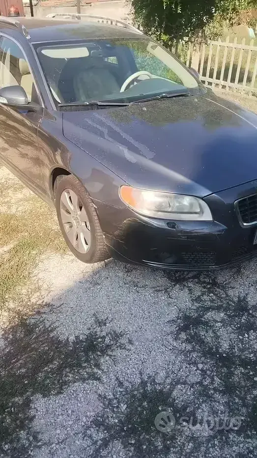 Usata Volvo V70 Summum 163 CV (119 kW) 2007 Grigio Station wagon
