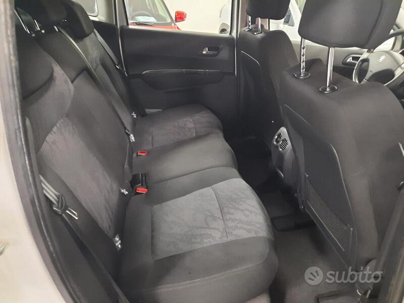 Usato 2011 Peugeot 3008 Diesel (6.500 €)