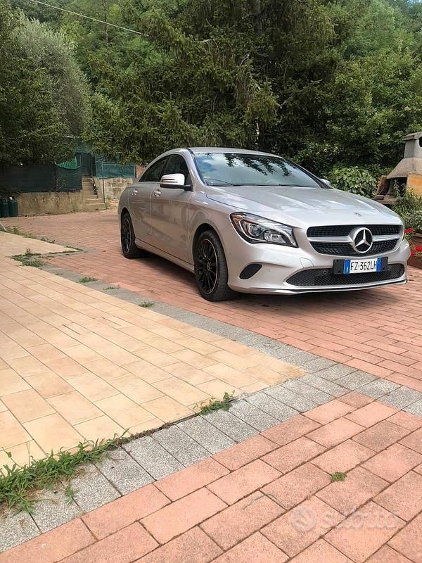 Usata Mercedes CLA180 2017 Grigio Berlina