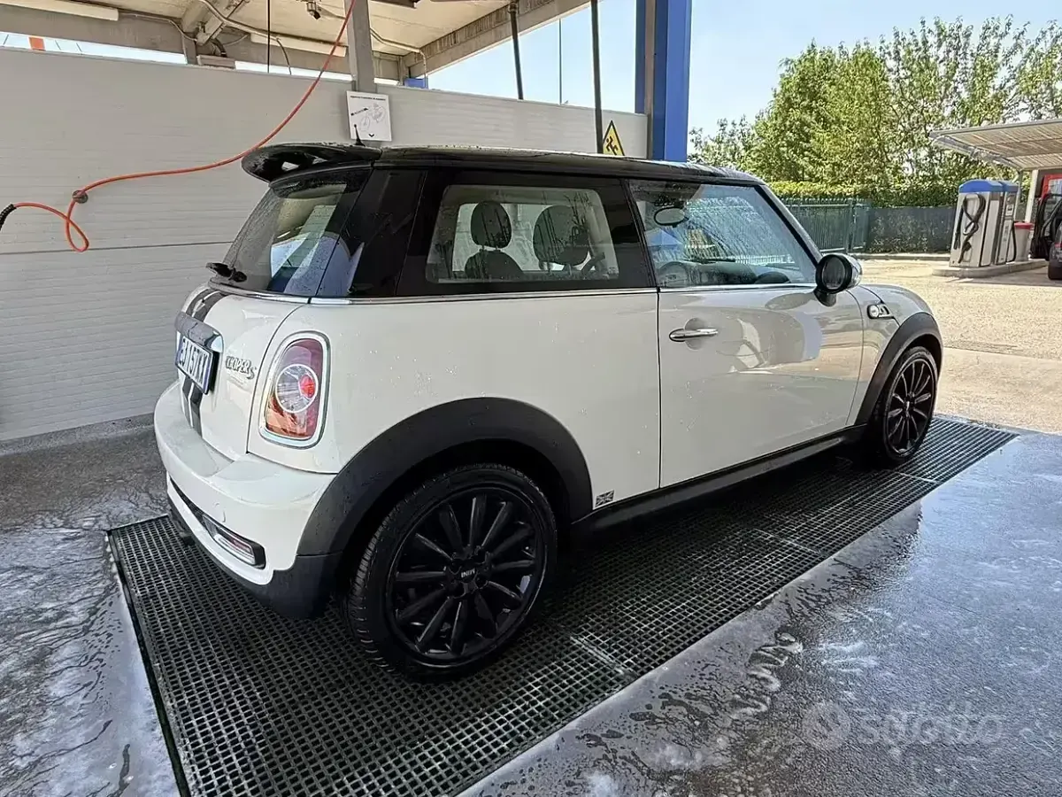 Usata Mini Cooper S 184 CV (135 kW) 2011 Bianco Utilitaria
