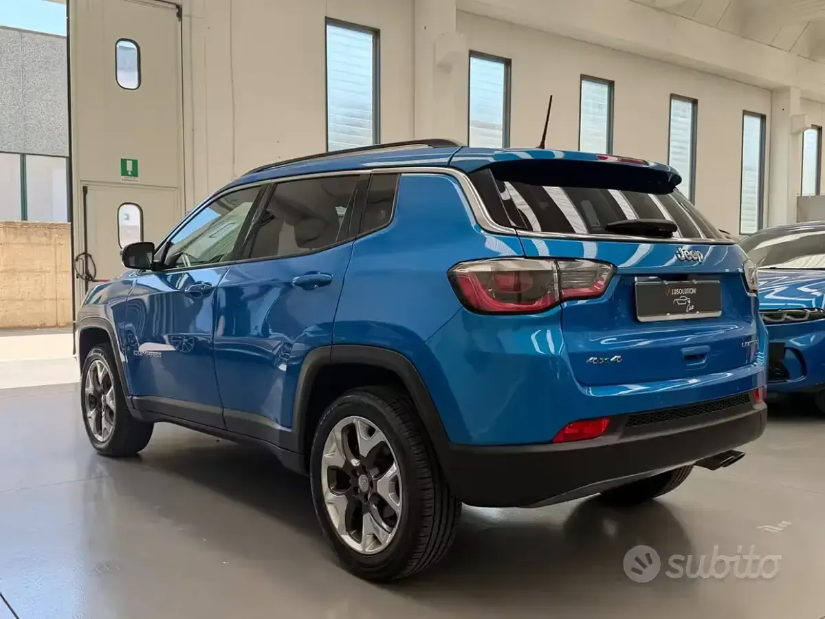 Usata Jeep Compass Limited 140 CV (102 kW) 2018 Blu SUV