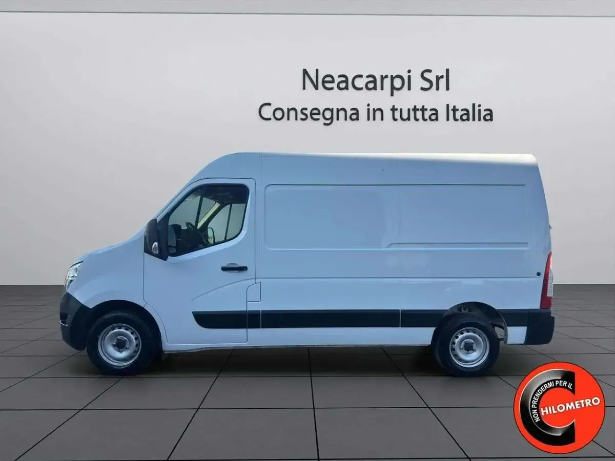 Usata Renault Master 135 CV (99 kW) 2022 Bianco Monovolume
