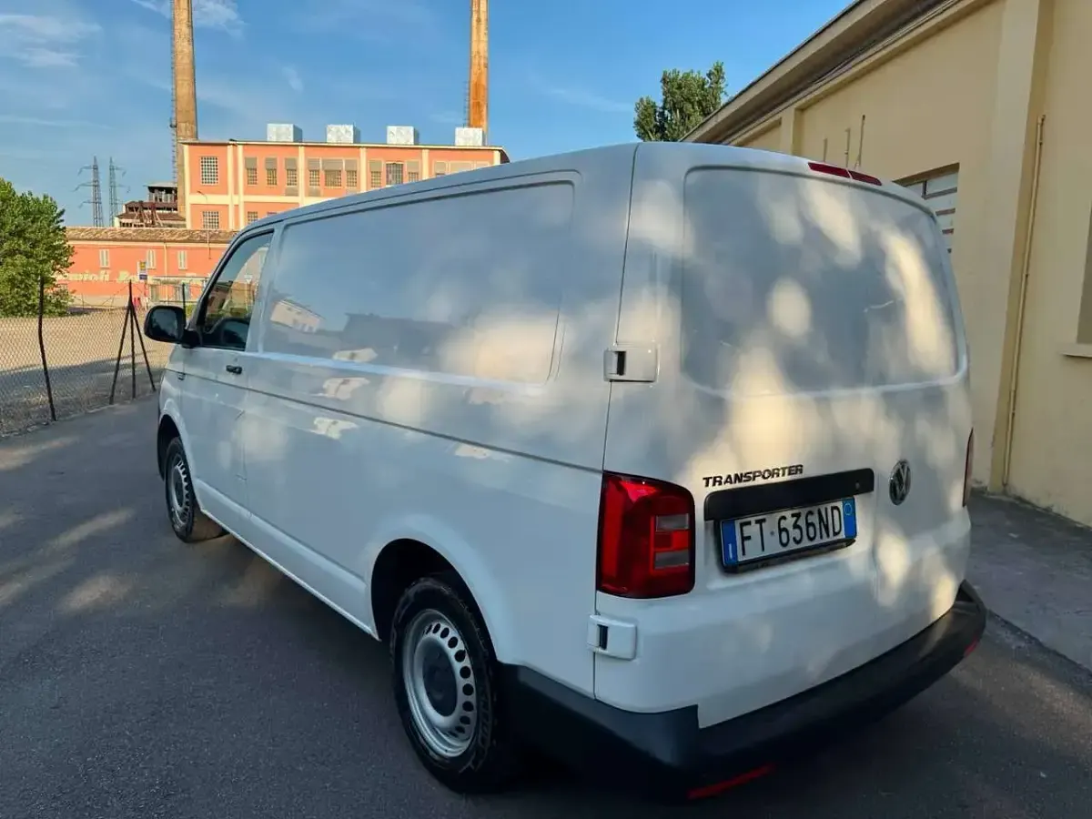 Usata VW T6 102 CV (75 kW) 2018 Bianco Furgone