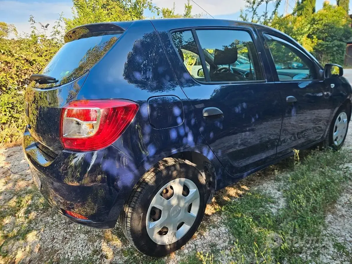 Usata Dacia Sandero 75 CV (55 kW) 2014 Berlina