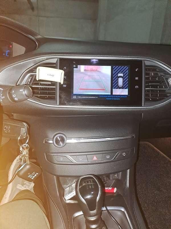 Usata Peugeot 308 SW Allure 131 CV (96 kW) 2021 Argento Station wagon