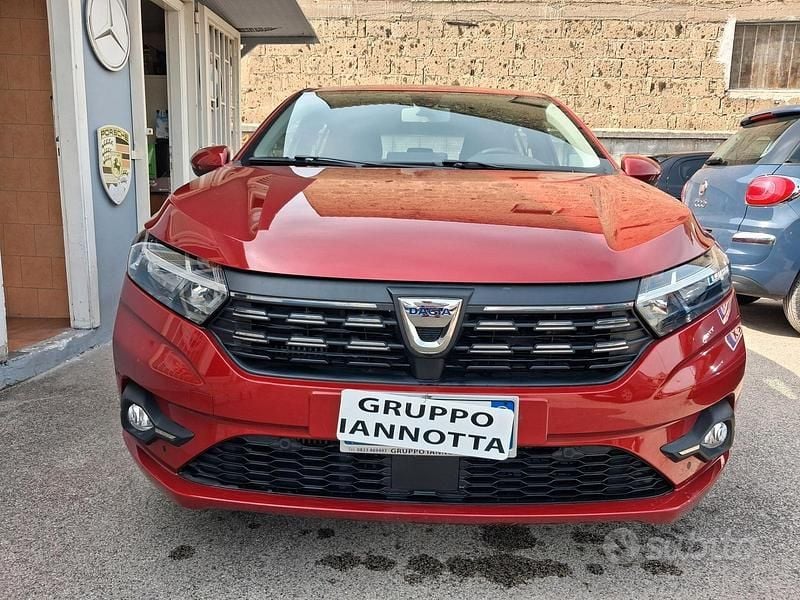 Usata Dacia Sandero 101 CV (74 kW) 2022 Rosso Berlina