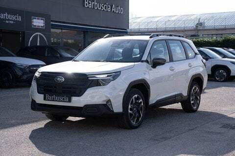 Bianco Nuova 2025 Subaru Forester SUV | 36.900 € - Immagine 1/4