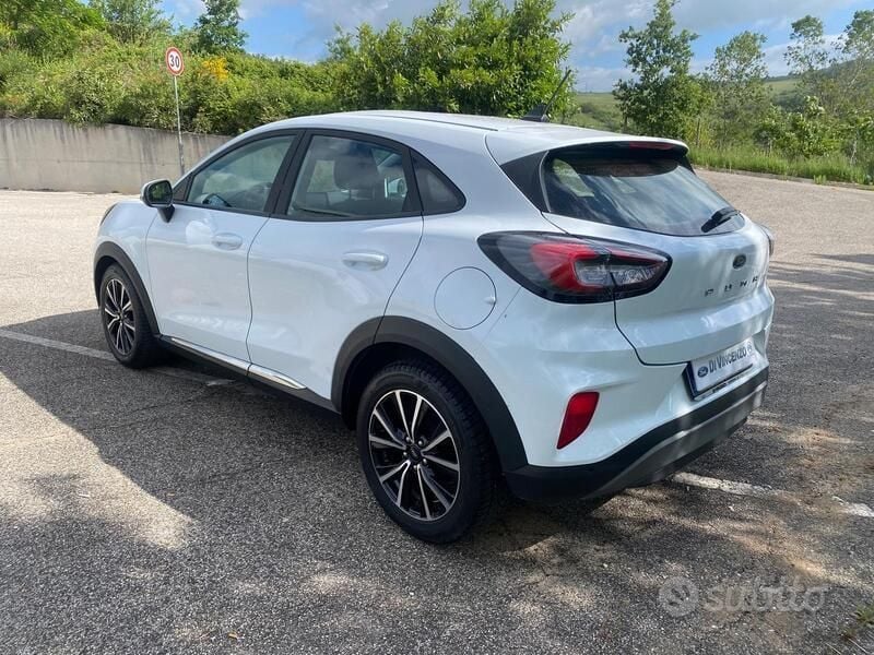 Usata Ford Puma Titanium 120 CV (88 kW) 2022 Bianco Station wagon