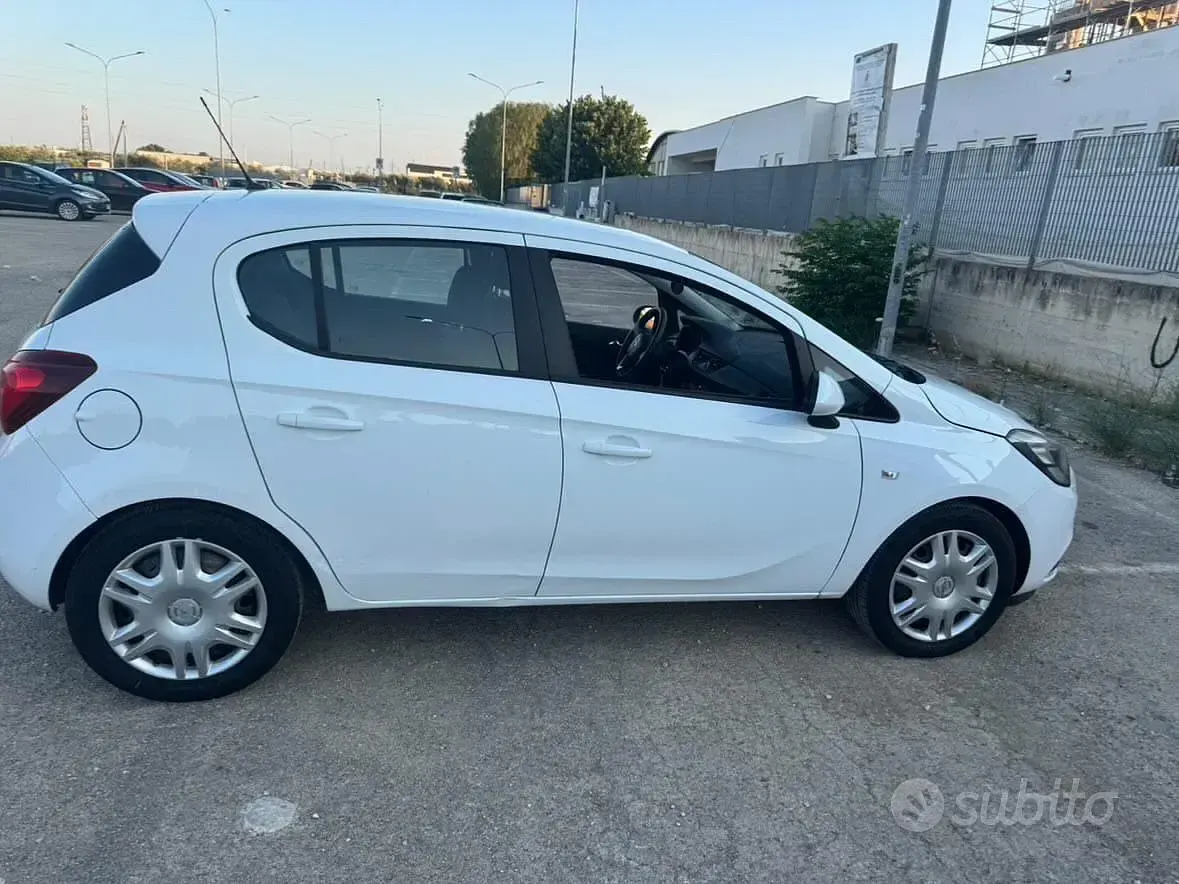Usata Opel Corsa 75 CV (55 kW) 2016 Bianco Utilitaria