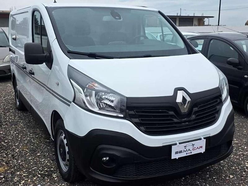 Usata Renault Trafic 145 CV (106 kW) 2017 Bianco Monovolume
