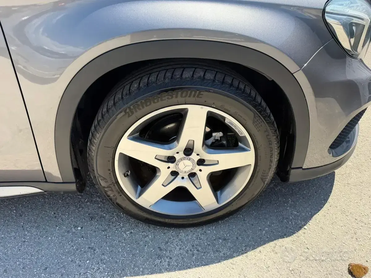 Usata Mercedes GLA200 Premium 136 CV (100 kW) 2015 Grigio SUV