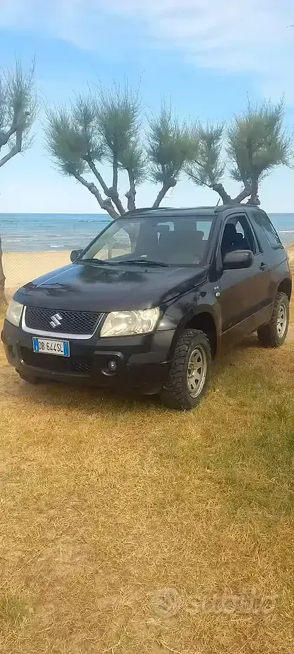Usata Suzuki Vitara 129 CV (94 kW) 2007 Nero Station wagon