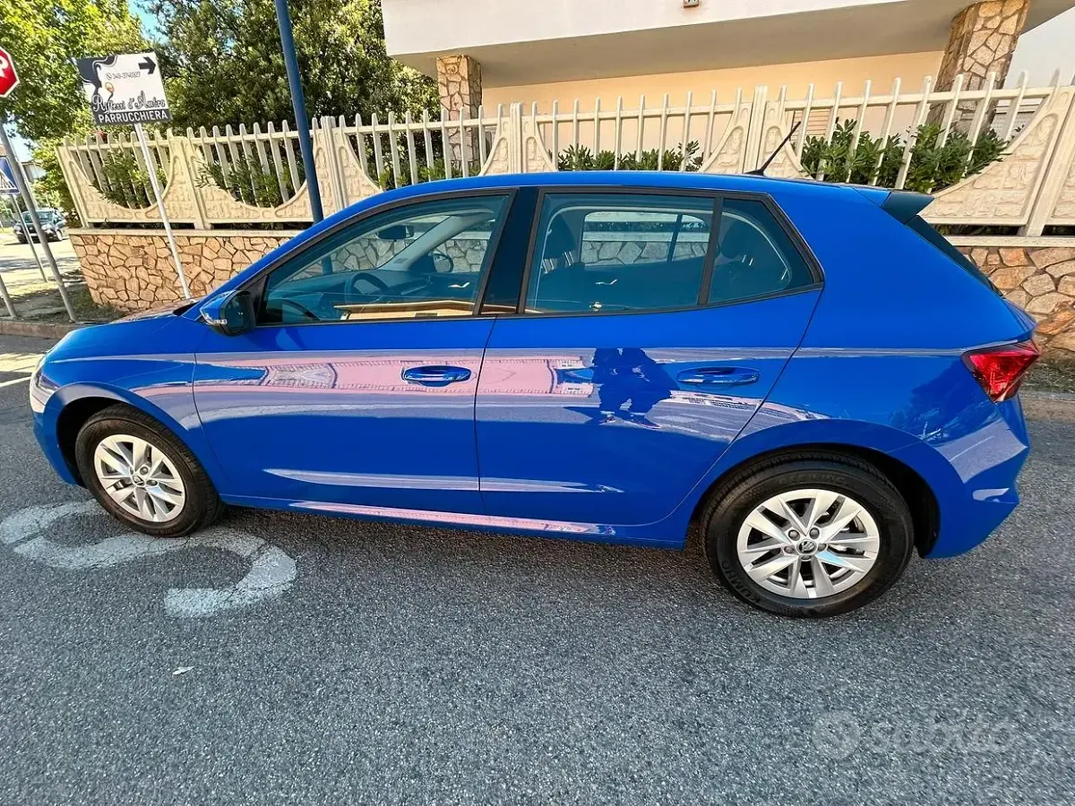 Usata Skoda Fabia 65 CV (47 kW) 2023 Blu Utilitaria