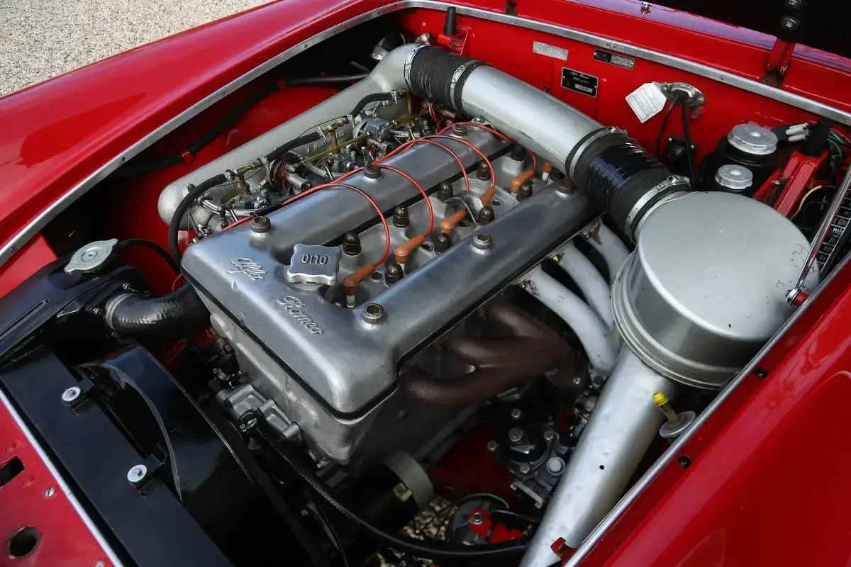Usata Alfa Romeo 2600 145 CV (106 kW) 1962 Rosso Cabrio