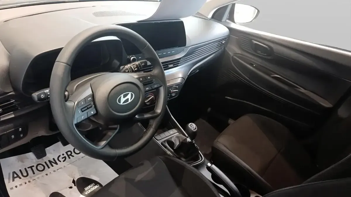 Nuova Hyundai i20 79 CV (58 kW) 2025 Grigio Utilitaria