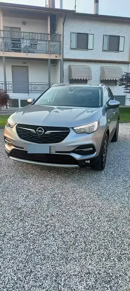 Usata Opel Grandland X 120 CV (88 kW) 2018 Grigio SUV