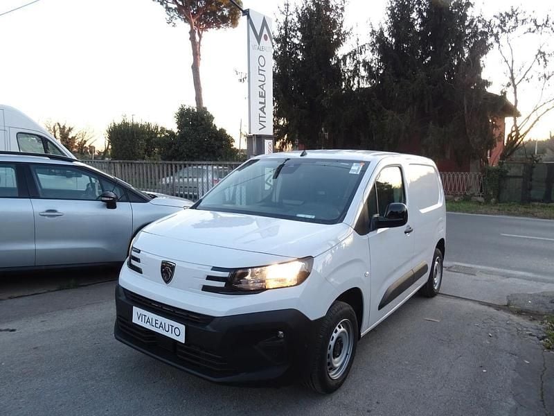 Bianco Nuova 2025 Peugeot Partner S Monovolume | 21.300 € (Buon prezzo) - Immagine 1/4