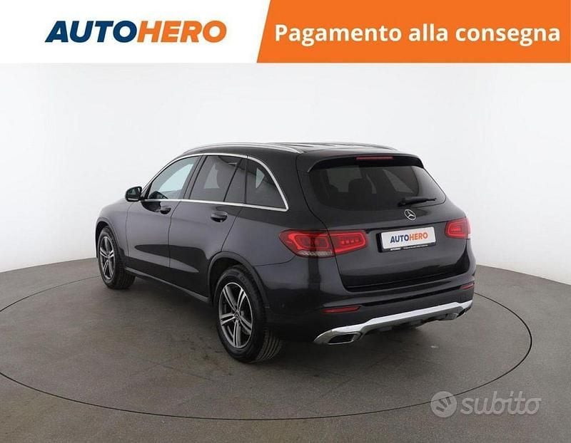 Usata Mercedes GLC200 197 CV (144 kW) 2019 Grigio SUV