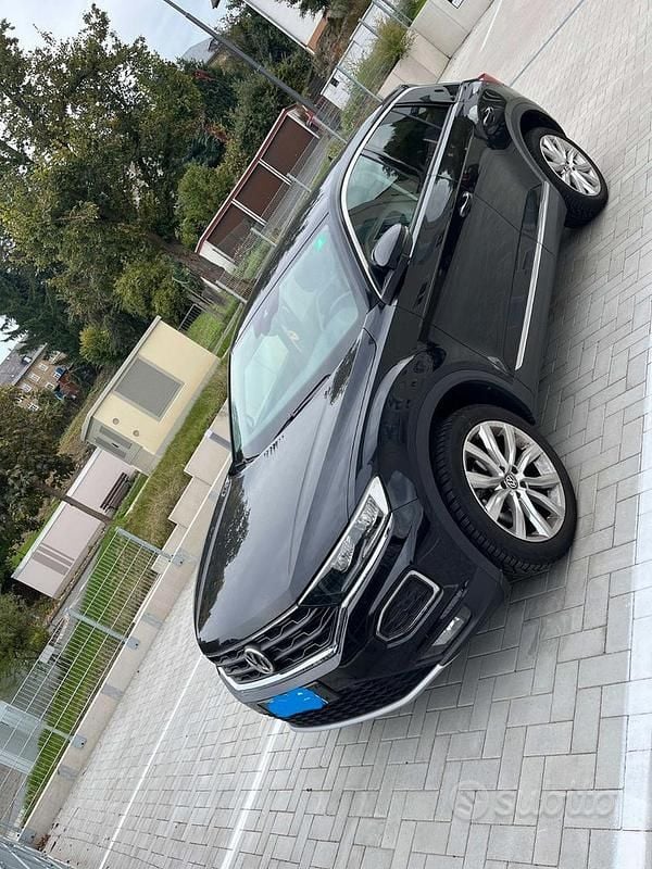 Usata VW T-Roc Style 150 CV (110 kW) 2019 Nero SUV