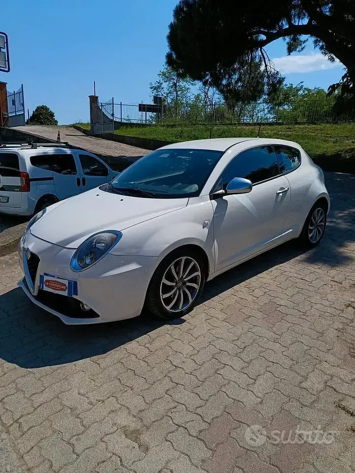 Usata Alfa Romeo MiTo 95 CV (69 kW) 2017 Bianco Utilitaria