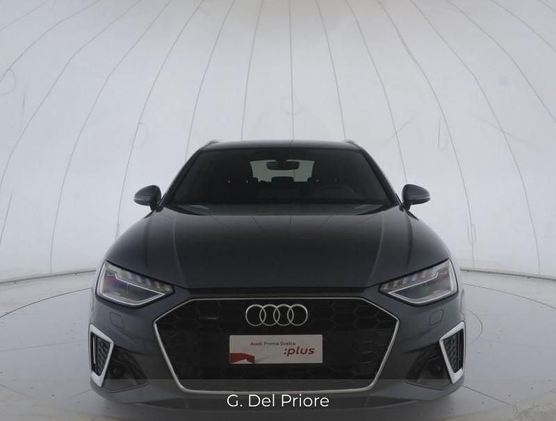 Usata Audi A4 S-Line 204 CV (150 kW) 2024 Grigio daytona perla Station wagon