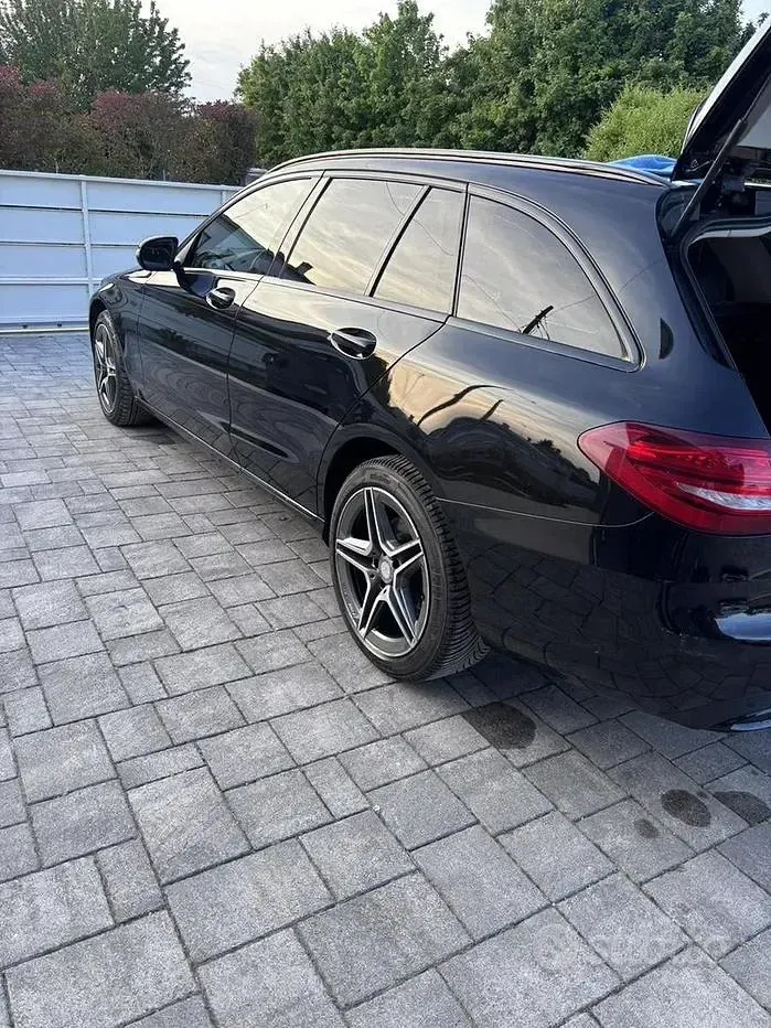 Usata Mercedes C220 170 CV (125 kW) 2016 Nero Station wagon