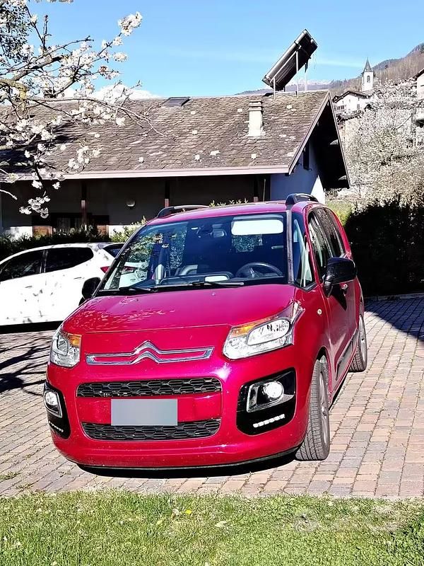 Usata Citroën C3 Picasso Exclusive 2017 Rosso Monovolume