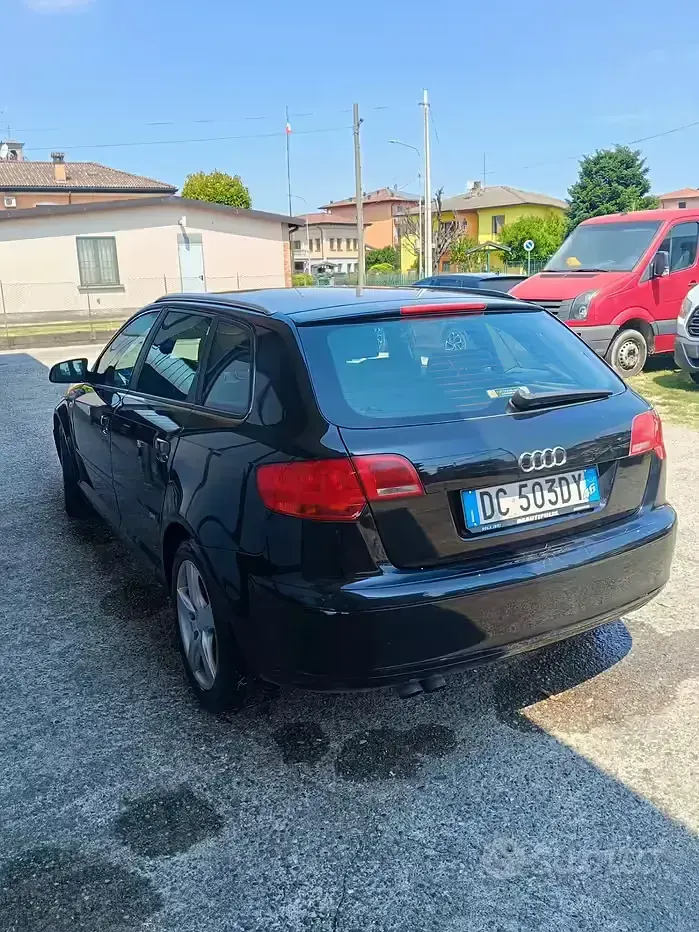 Usata Audi A3 Sportback Ambition 140 CV (102 kW) 2006 Nero Utilitaria