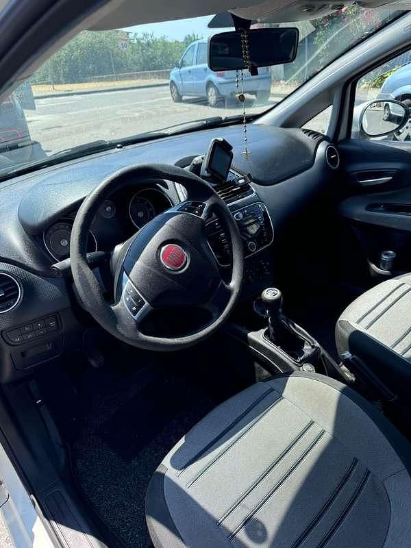 Usata Fiat Punto Evo Active 77 CV (56 kW) 2010 Utilitaria