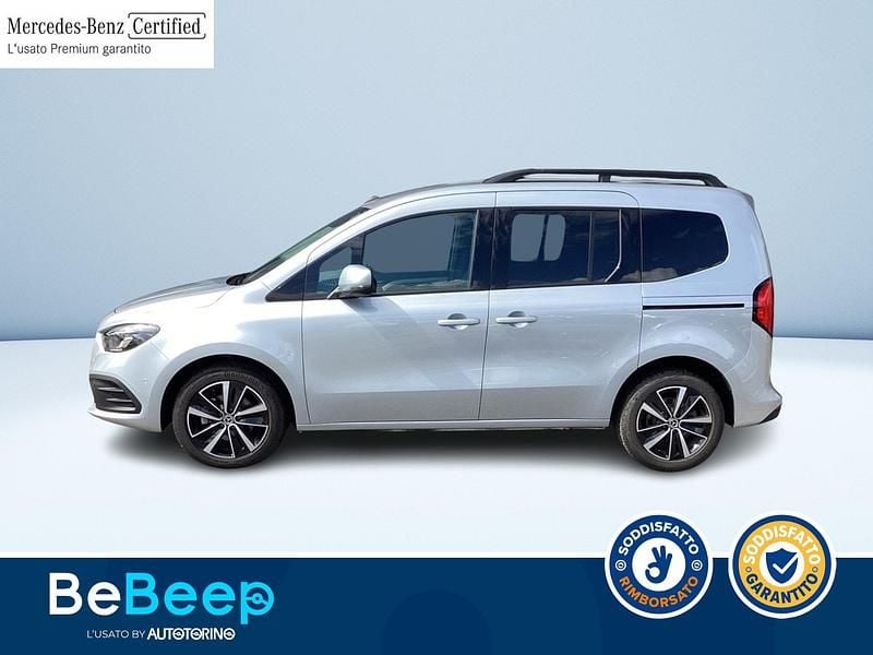 Usata Mercedes 180 Premium 116 CV (85 kW) 2024 Argento metallizzato Berlina