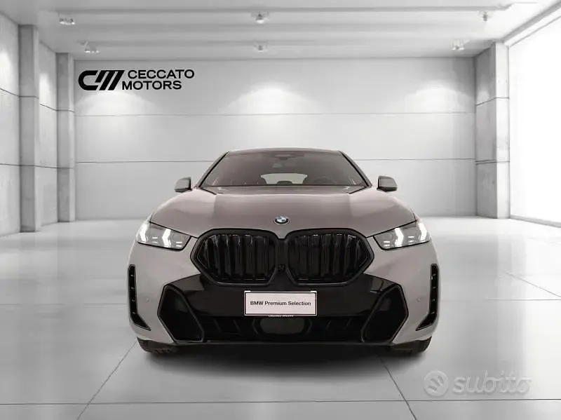 Usata BMW X6 M Sport 298 CV (219 kW) 2025 Grigio SUV