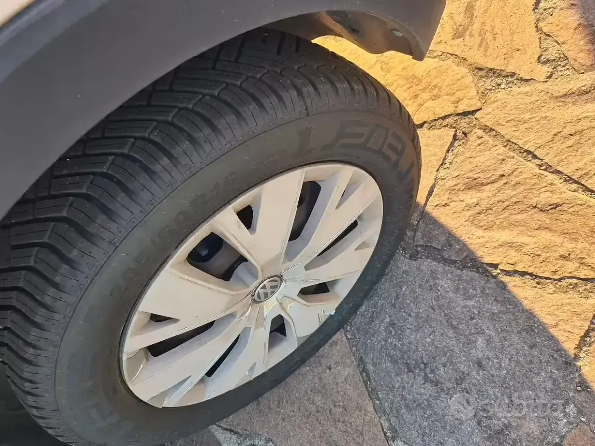 Usata VW T-Cross 95 CV (69 kW) 2019 Bianco SUV
