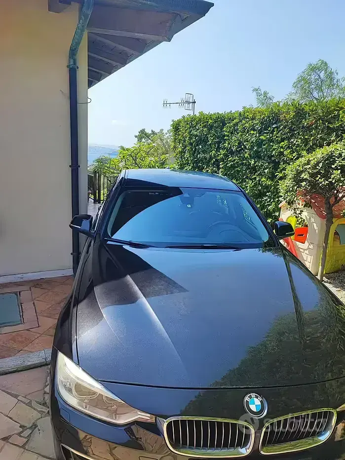 Usata BMW 320 Luxury Line 184 CV (135 kW) 2012 Nero Berlina