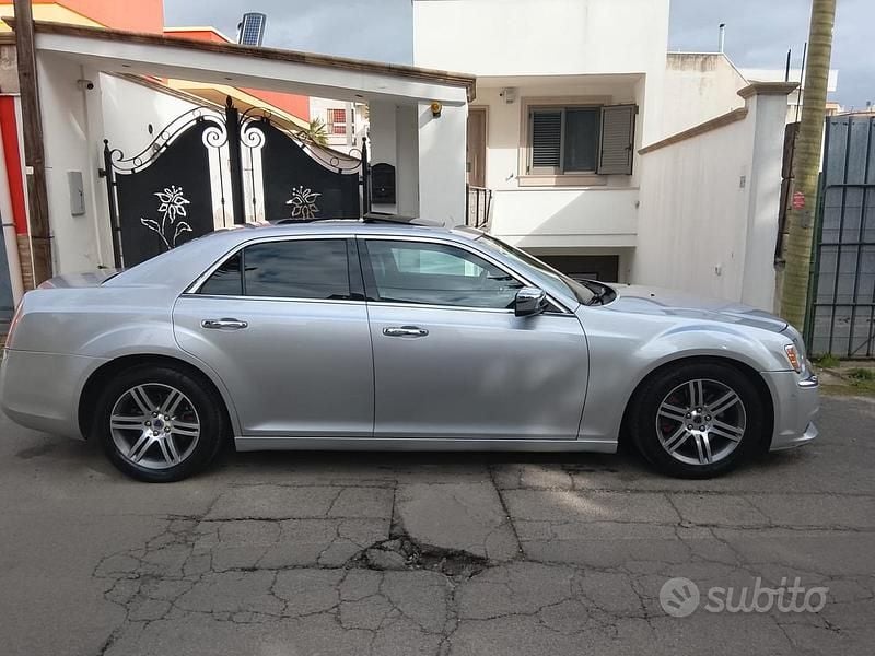 Usata Lancia Thema 190 CV (139 kW) 2013 Grigio Berlina